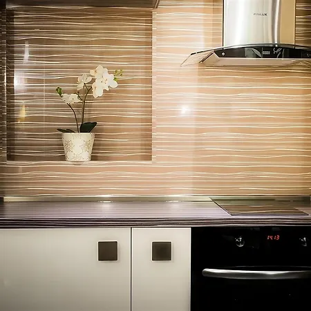 Апартамент Luxury Бургас